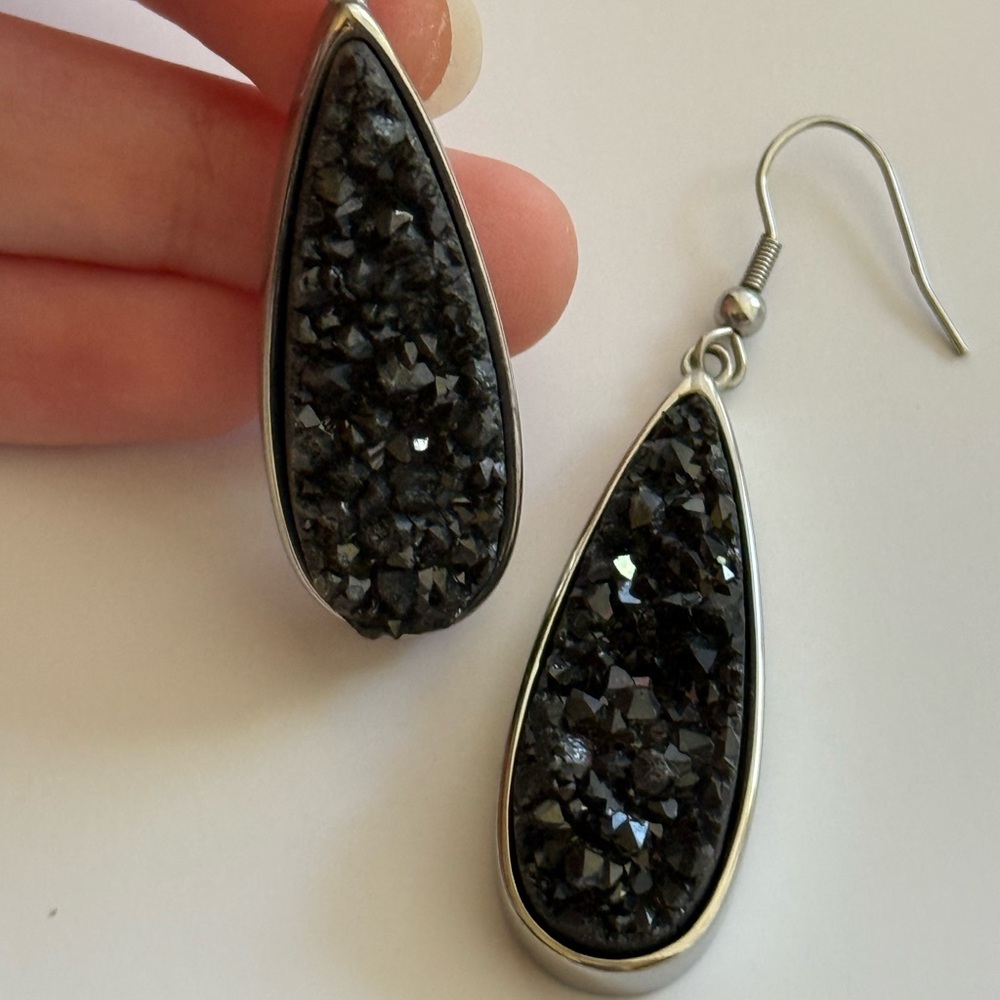 Elegant Black Crystal Earrings